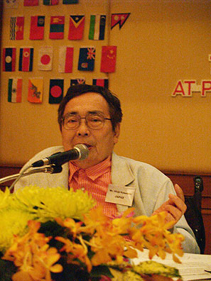 나카니시 쇼지(Nakanishi Shoji) 자립생활 아시아태평양 네트워크 의장이 19일 태국 방콕 현지시각 오전 9시부터 열린 2일차 아·태지역 활동보조서비스시스템확립을 위한 회의에서 발표하고 있다. ⓒ에이블뉴스