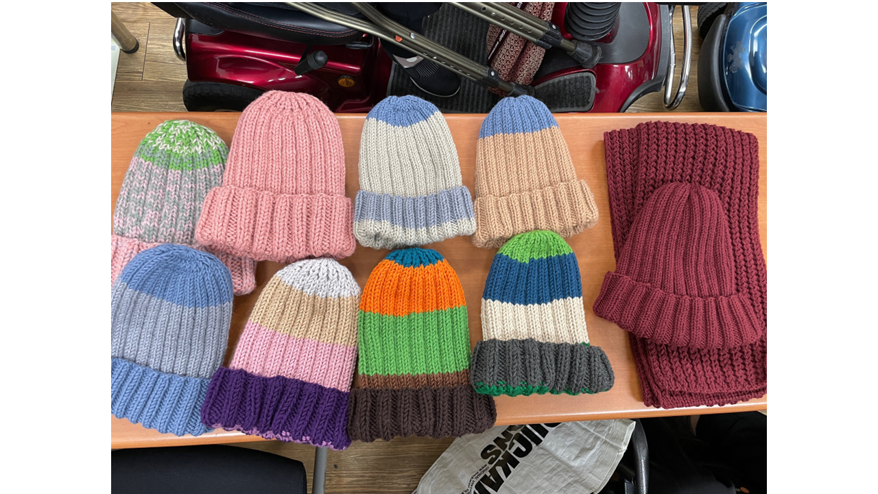 뜨개 작품 사진 (뜨개 모자들)